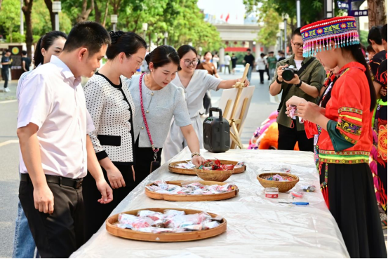 1743995226573546.png image.png